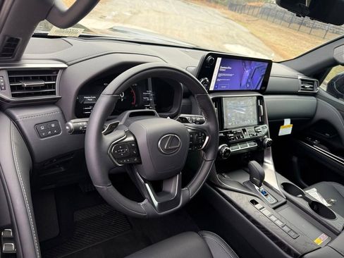 New 2026 Lexus LX 700h Luxury image 3