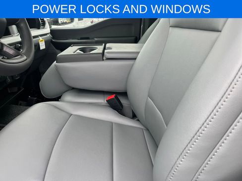 New 2025 Ford F250 XL w/ XL Chrome Package image 14