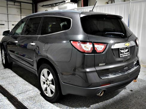 Used 2014 Chevrolet Traverse LTZ FWD image 26