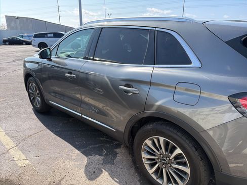 Certified 2023 Lincoln Nautilus Reserve w/ Luxury Package image 10