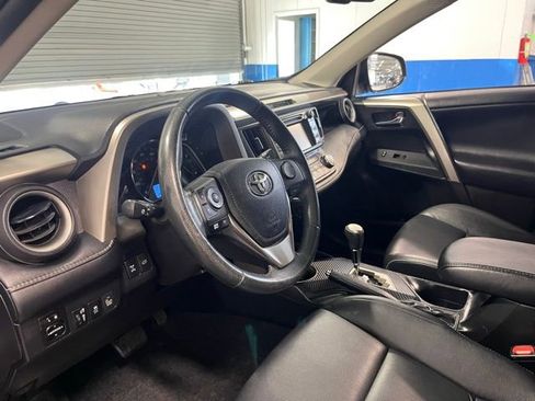 Used 2014 Toyota RAV4 Limited w/ Technology Package image 22