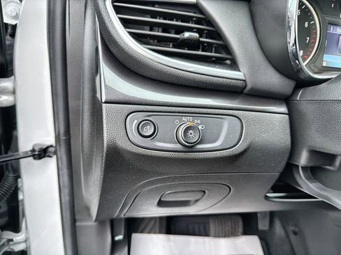 Certified 2022 Buick Encore Preferred w/ Safety Package image 17