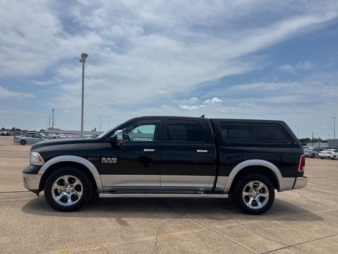 Used 2015 RAM 1500 Laramie w/ Convenience Group AWD/4WD image 12