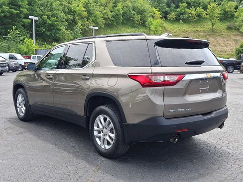 Used 2020 Chevrolet Traverse LT w/ LPO, Floor Liner Package AWD/4WD image 4