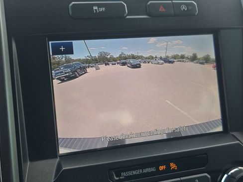 Used 2020 Ford F150 XLT w/ Equipment Group 302A Luxury AWD/4WD image 17