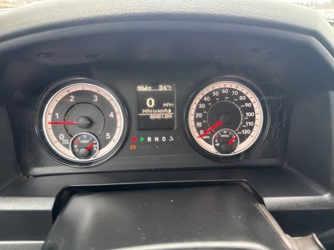 Used 2017 RAM 5500 Tradesman w/ Power & Remote Entry Group image 12