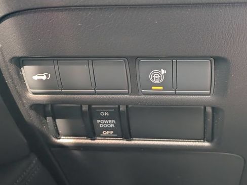 Used 2021 Nissan Armada SL w/ Captain's Chairs Package RWD image 28