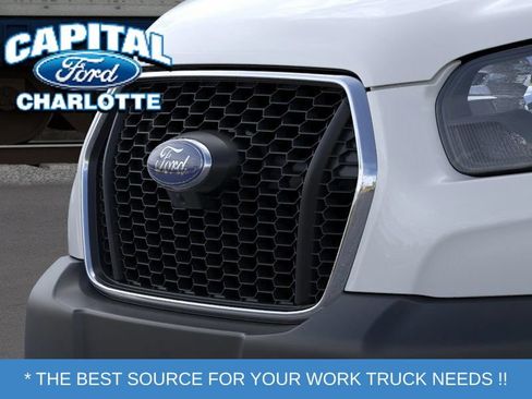 New 2025 Ford Transit 250 Low Roof AWD image 17