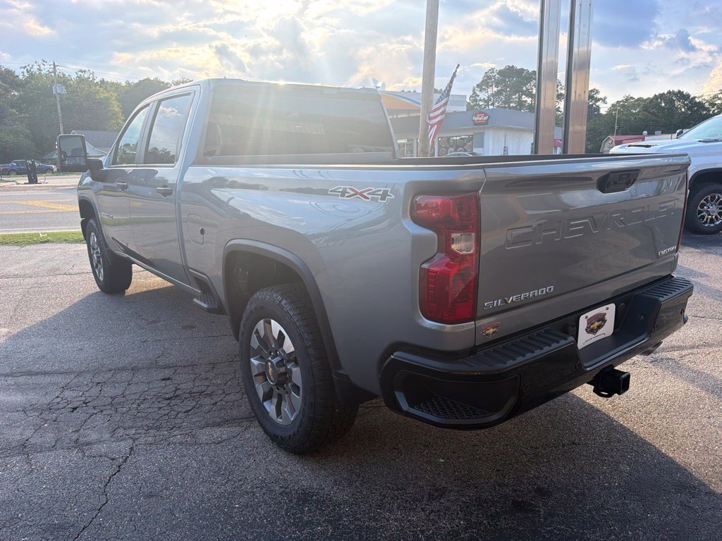 New 2026 Chevrolet Silverado 2500 Custom w/ Custom Value Package AWD/4WD image 7