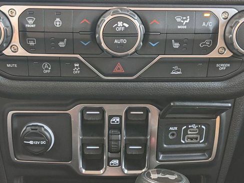 Certified 2026 Jeep Wrangler Unlimited Sport AWD/4WD image 13