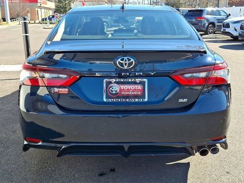 Certified 2021 Toyota Camry SE image 5