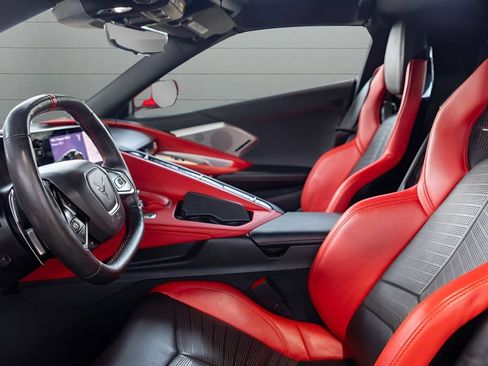 Used 2020 Chevrolet Corvette Stingray Preferred Cpe w/ 2LT Preferred Equipment Group RWD image 37