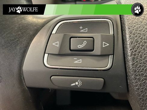 Used 2012 Volkswagen Tiguan S FWD image 12