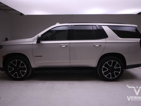 Used 2023 Chevrolet Tahoe RST w/ Luxury Package image 2