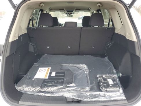 New 2026 Nissan Rogue SV image 7