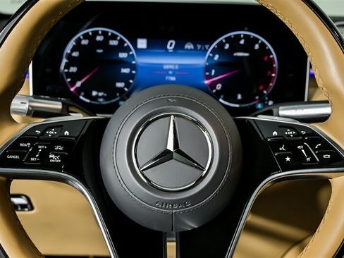 Used 2023 Mercedes-Benz Maybach S 680 4MATIC image 29