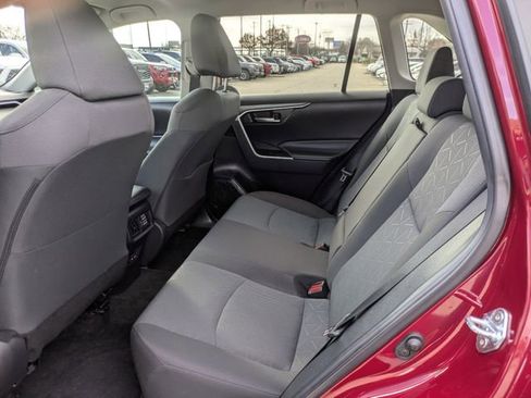 Used 2023 Toyota RAV4 XLE image 27