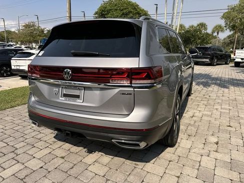 Used 2024 Volkswagen Atlas SEL AWD/4WD image 38