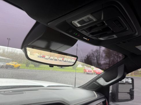 Used 2025 GMC Sierra 3500 Denali Ultimate image 23