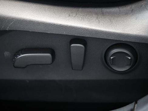 Used 2022 Subaru Outback Premium image 22