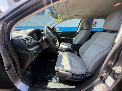 Used 2016 Honda CR-V LX image 9