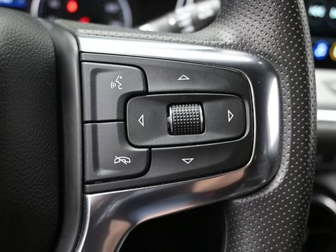 Used 2025 Chevrolet Blazer LT FWD image 27