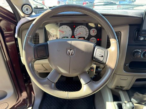 Used 2005 Dodge Ram 2500 Truck SLT w/ Quad Cab Big Horn Value Group image 18