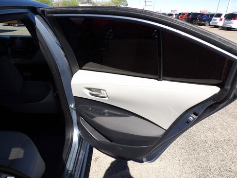 Used 2020 Toyota Corolla L image 13