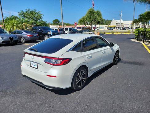 Used 2024 Honda Civic LX image 6