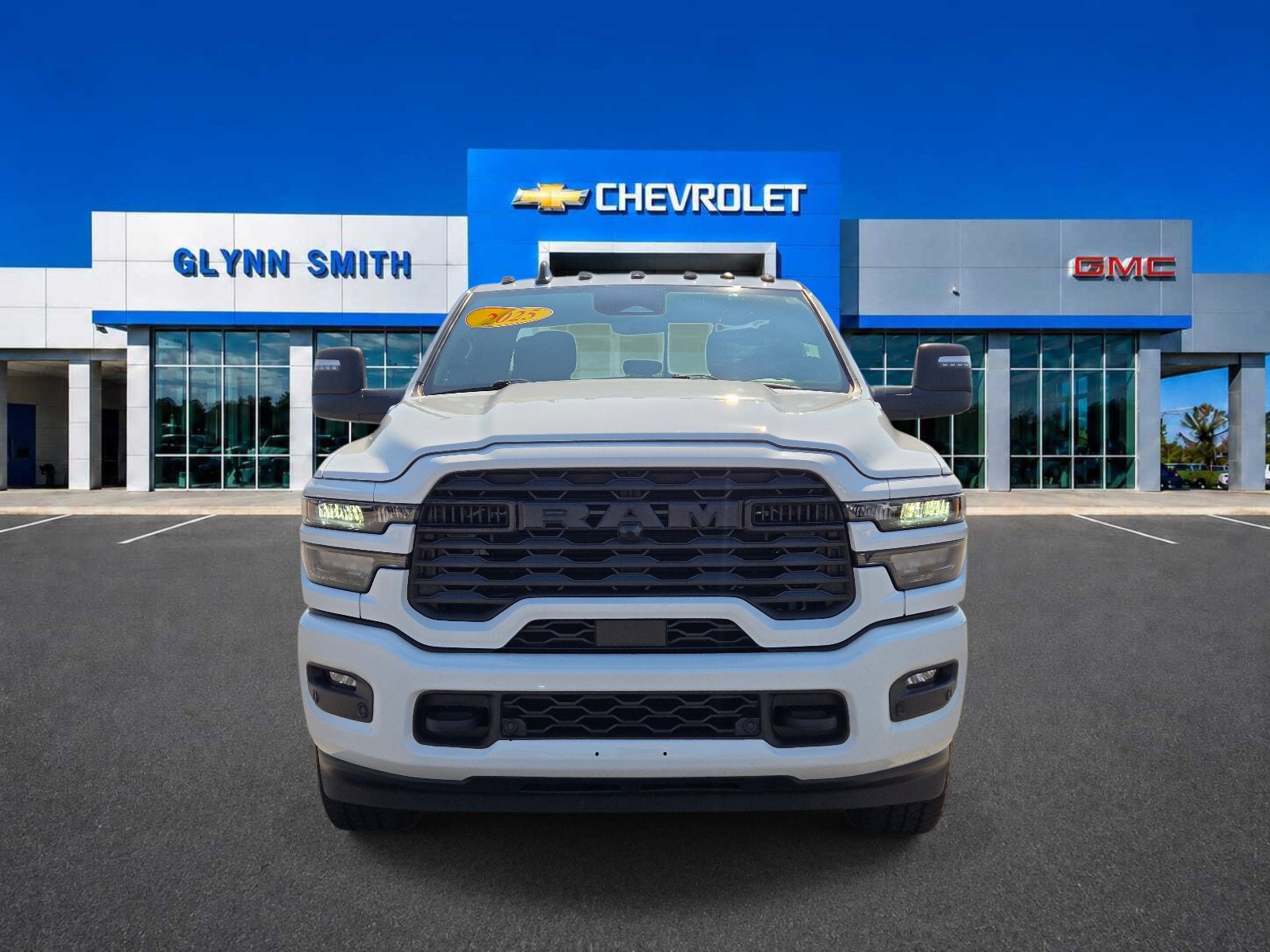 Used 2025 RAM 2500 Big Horn AWD/4WD image 2