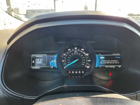 Used 2024 Ford Edge SEL AWD/4WD image 24