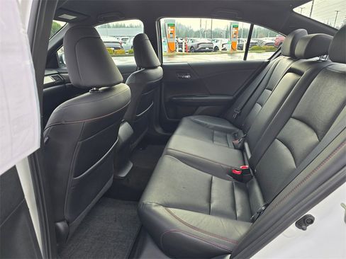Used 2017 Honda Accord Sport Special Edition image 10