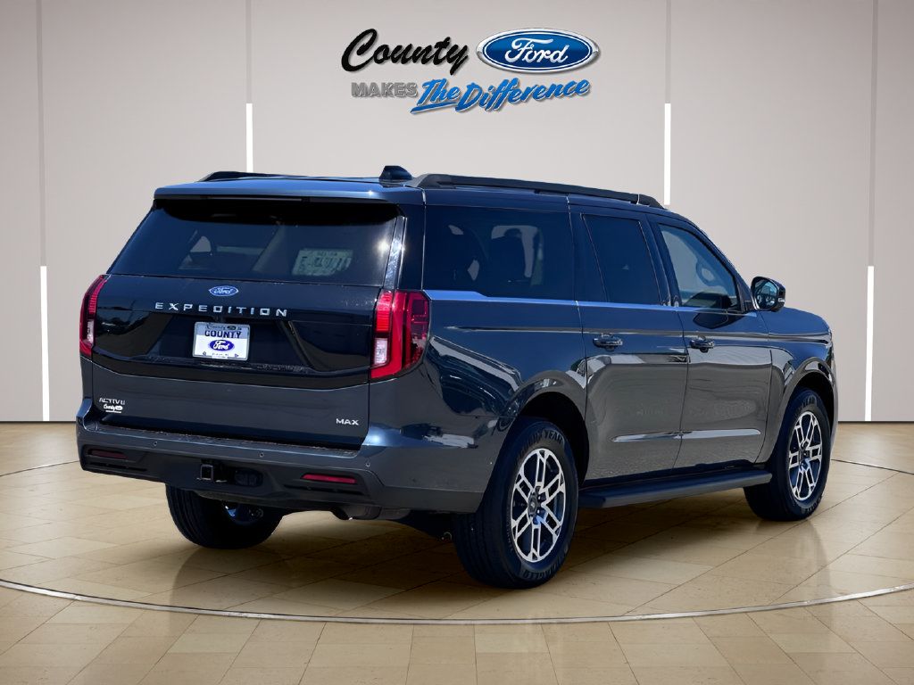 Used 2025 Ford Expedition Max Active RWD image 8