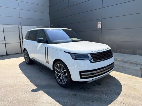 Used 2023 Land Rover Range Rover SE AWD/4WD image 7