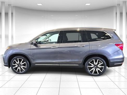 Used 2022 Honda Pilot Touring image 2