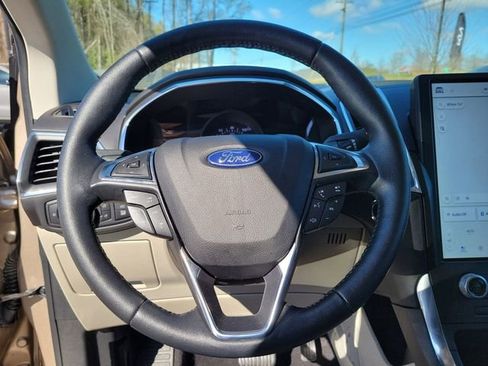 Used 2021 Ford Edge Titanium w/ Equipment Group 301A image 23