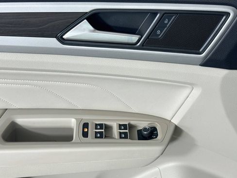 Certified 2023 Volkswagen Atlas SE AWD/4WD image 11