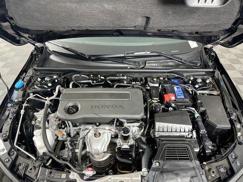 Used 2025 Honda Civic Sport image 31