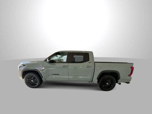 Used 2024 Toyota Tundra Limited image 5