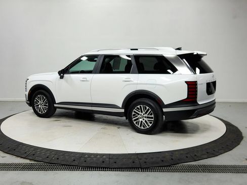 Used 2026 Hyundai Palisade SEL FWD image 6
