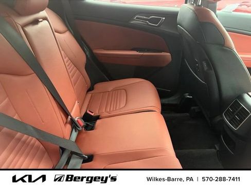 Certified 2023 Kia Sportage SX AWD/4WD image 9