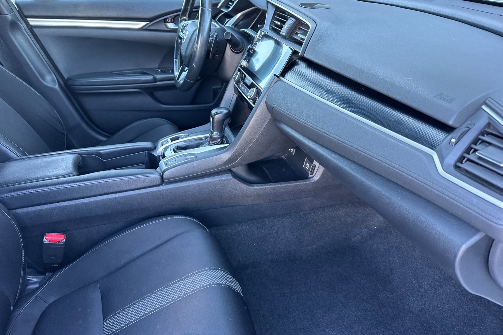 Used 2019 Honda Civic Sport image 17