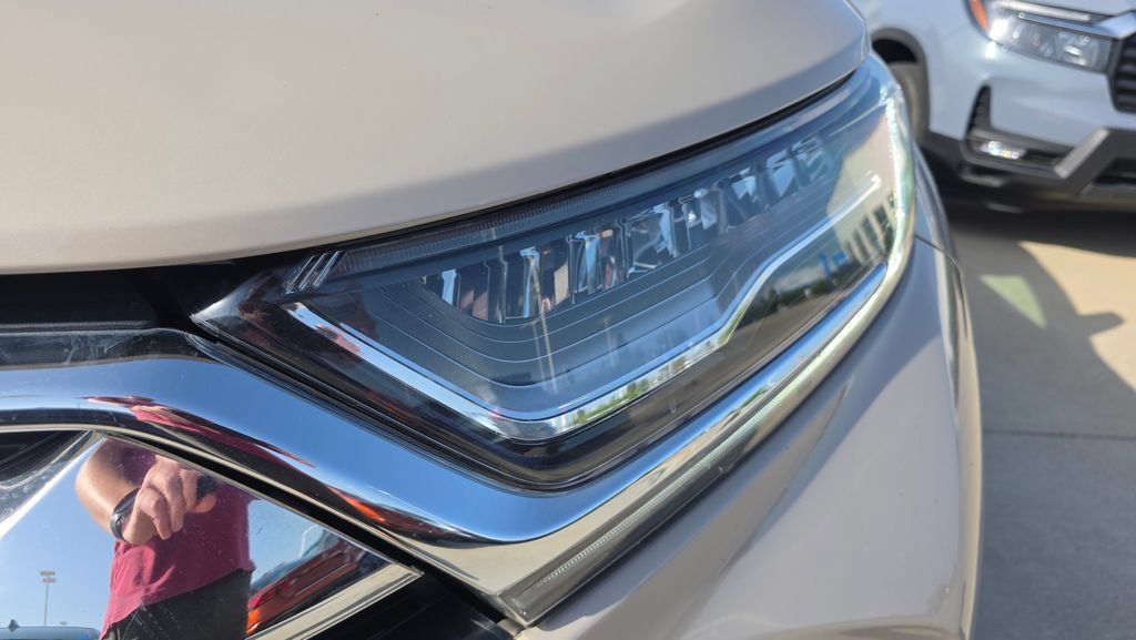 Used 2017 Honda CR-V Touring image 9