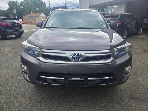 Used 2013 Toyota Highlander Limited AWD/4WD image 17