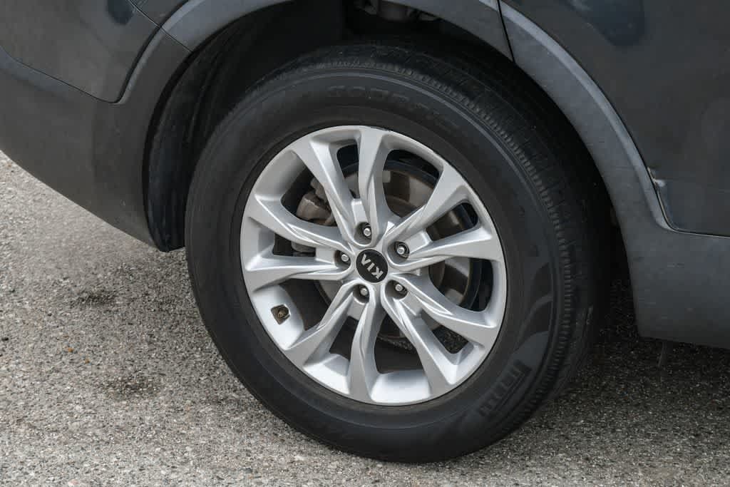 Used 2021 Kia Telluride LX FWD image 10