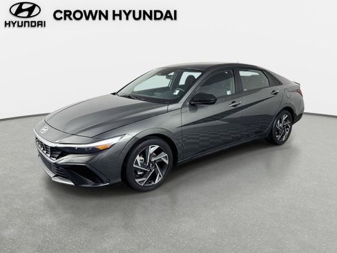 Certified 2025 Hyundai Elantra Sport FWD image 1