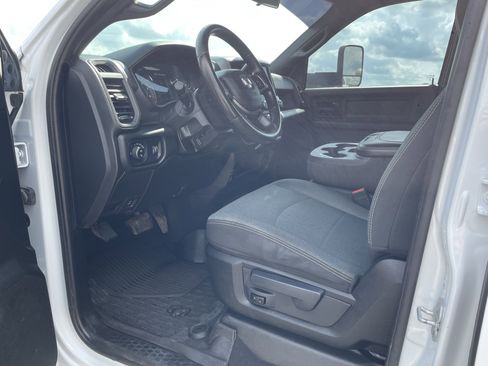 Used 2022 RAM 3500 Tradesman image 4