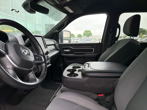 Used 2024 RAM 2500 Big Horn image 17