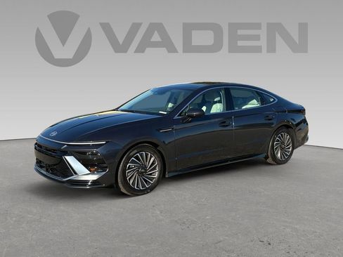 New 2025 Hyundai Sonata Limited image 53