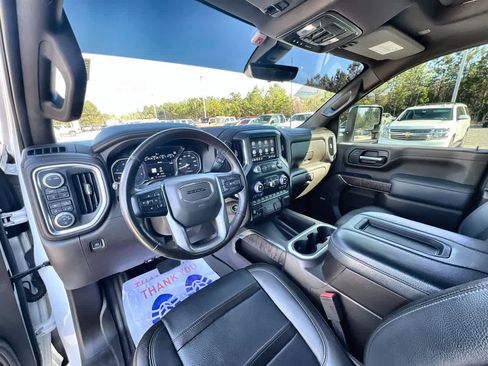 Used 2021 GMC Sierra 2500 Denali w/ Denali Ultimate Package image 10